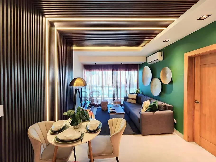 Stunning Infinity Pool Apartment location